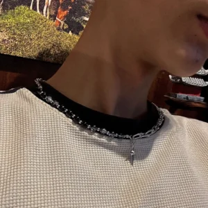 Vòng cổ dây xích hạt đá đen mặt ngôi sao - Phụ kiện thời trang unisex phong cách đường phố